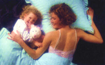 Mutter & Kind im Wasserbett